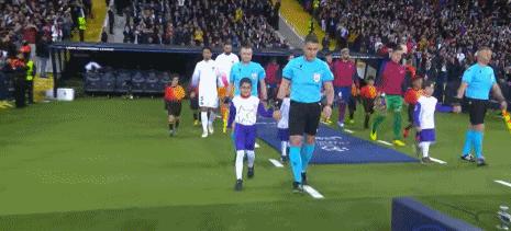 巴黎2-3不敌巴塞罗那登贝莱庆祝,巴黎vs巴萨2-3登贝莱