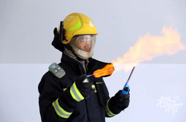 婚礼当天新娘险被毁容,婚礼上新娘险被毁容