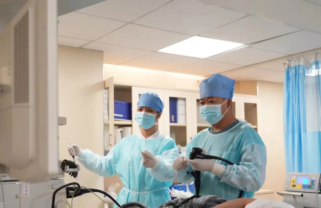 腹痛不止,腹痛取出鱼刺