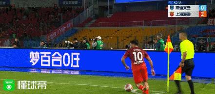 武磊大四喜上港胜富力斩3连胜,海港队武磊十三轮参加比赛吗