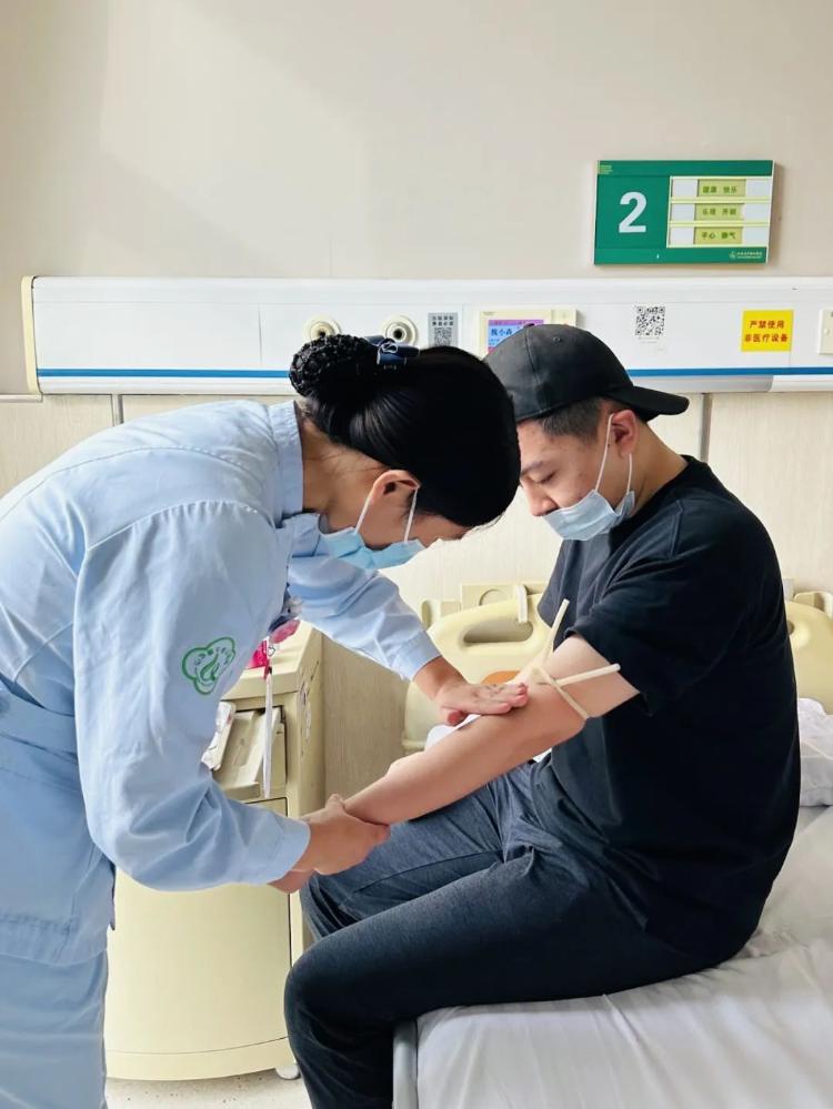 爱心相“髓”诚信行物业员工魏小森完成造血干细胞捐献