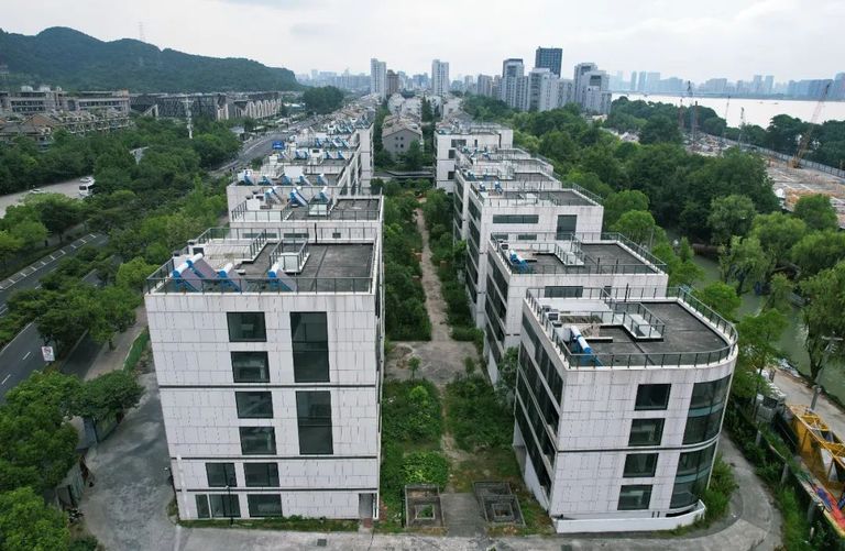 夫妇投资两千万烂尾楼,3000万豪宅空置5年