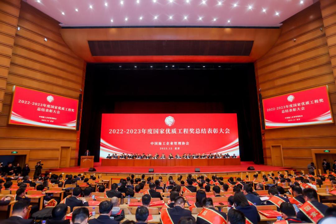 与时间同行今生相爱,与时间并肩同行