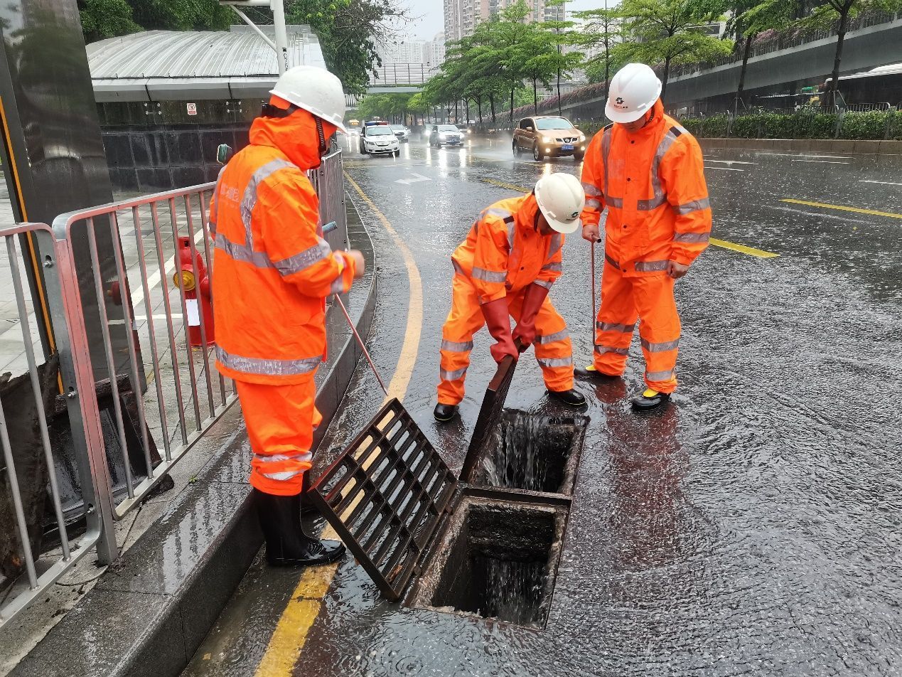 深圳市防御强降雨工作指引,深圳迎暴雨天气