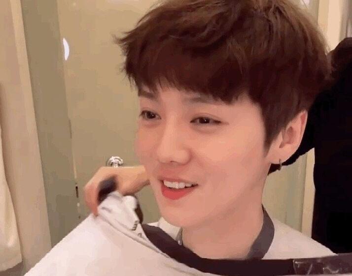 鹿晗发福的视频,鹿晗发福豆瓣