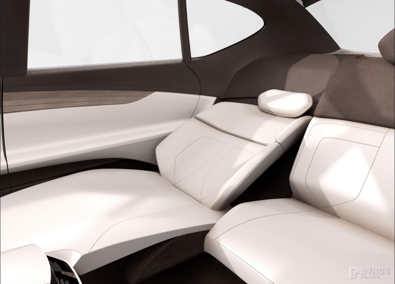 全新哈弗h6混动版,2021款第三代哈弗h6和缤智比较