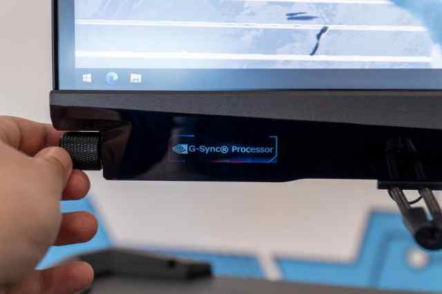 imax巨幕电影厅玩ps5,msi27英寸显示器测评