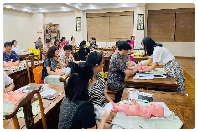 创新搭建平台助力妇女创业就业,天台县妇联刘银霞