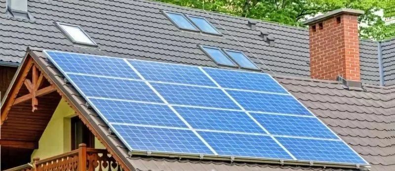 租房顶安装光伏发电要什么手续,房顶免费安光伏发电合同靠谱吗