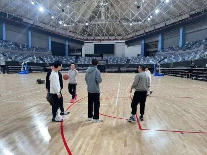 时隔两年它回来了！升级后的杭州黄龙体育馆有多香？