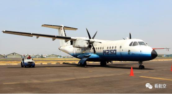 卷起来了？印尼买战机上演“三士夺一桃”