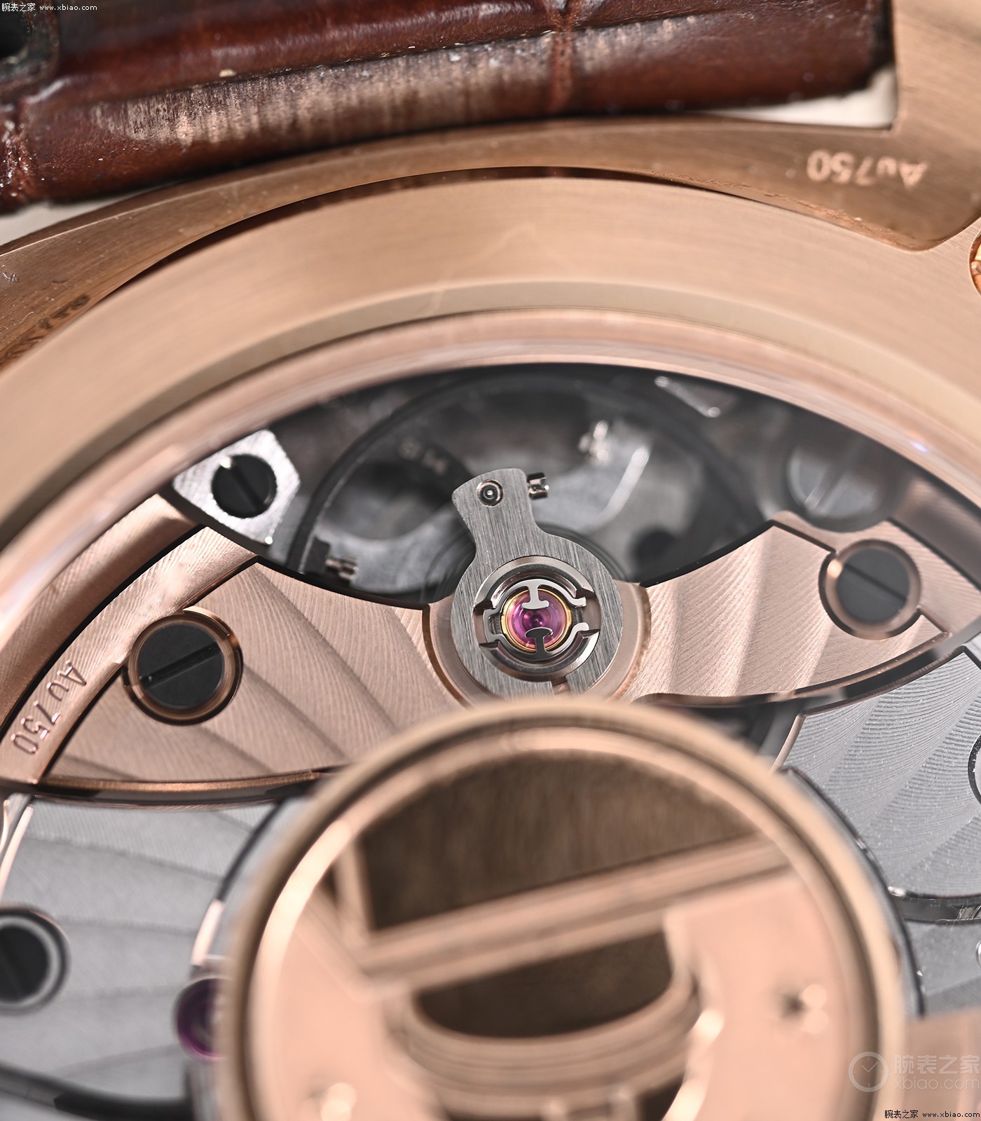 公价9万多的欧米茄,公价15000的欧米茄