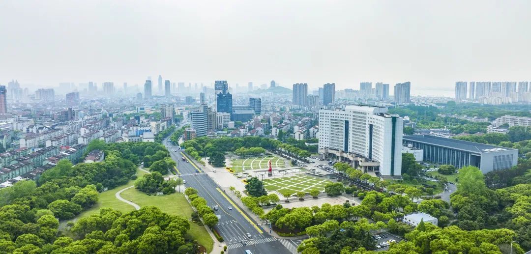 十年来三件大事解读,2017国内十大事件