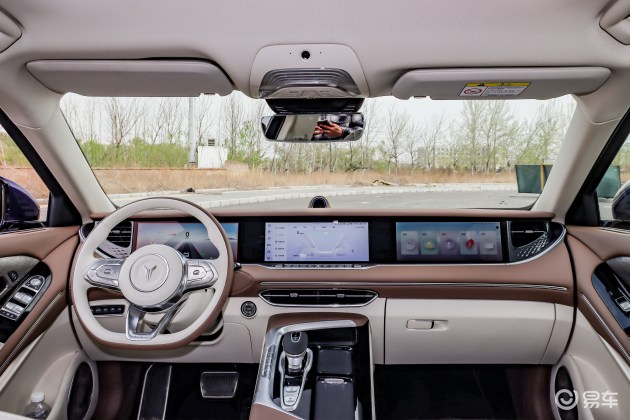 岚图free实车试驾,岚图free预约试驾