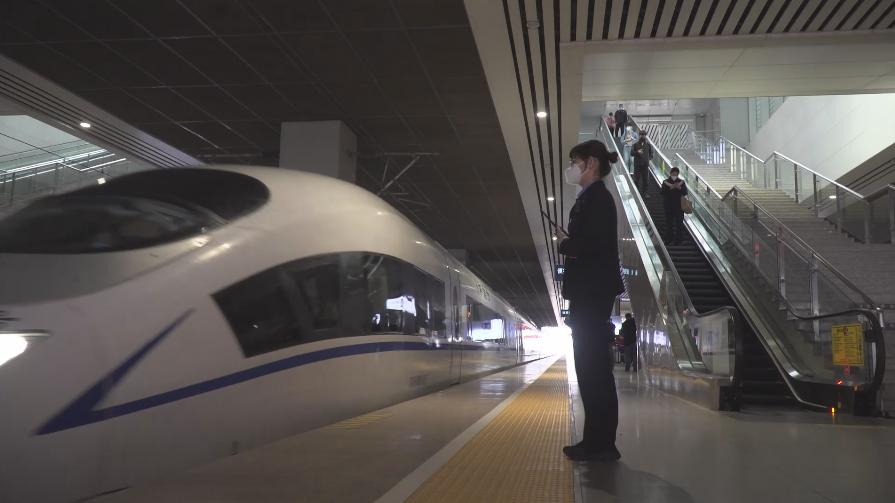 郑州人疫情下的一天,郑州新冠疫情快递