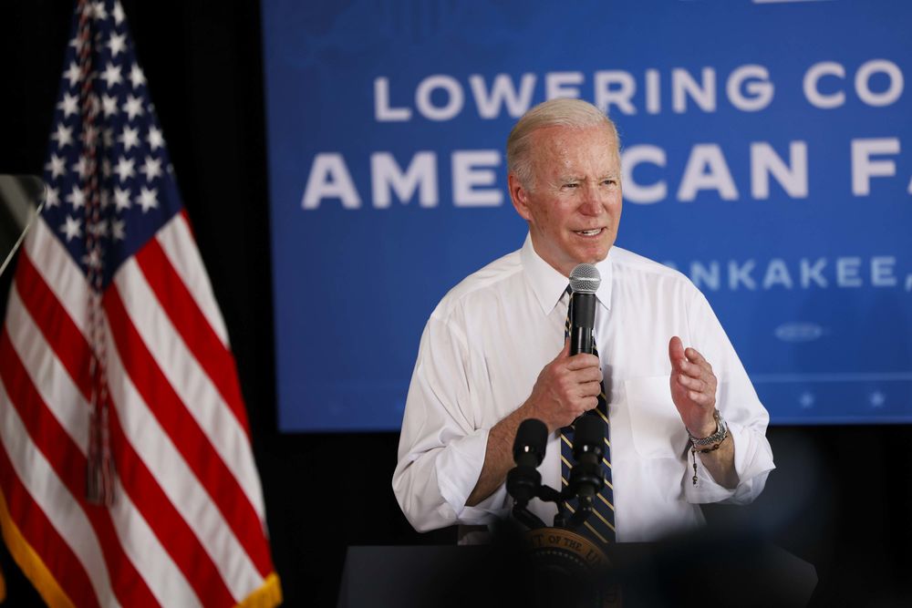 全球婴儿奶粉短缺,美国婴儿奶粉出现严重短缺受益