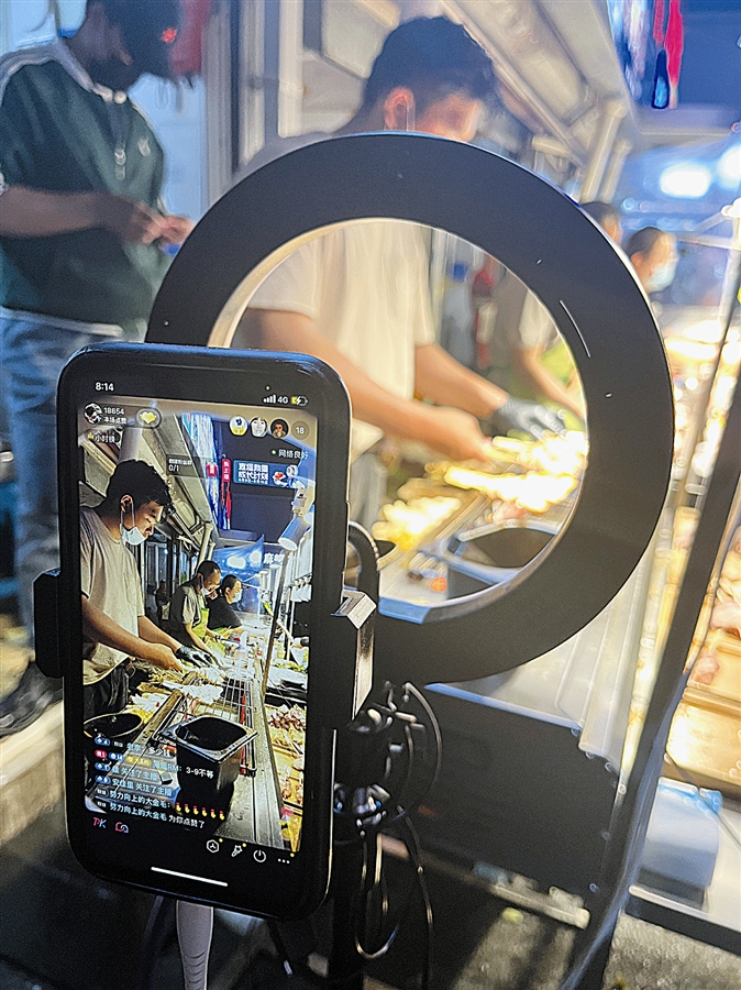 贵阳网红小吃街,新熙巷网红小吃街