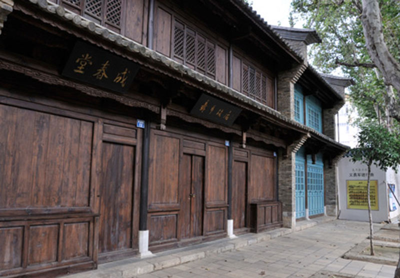 “昆明为营”系列报道·Memory篇|一池翠湖水,半部昆明史