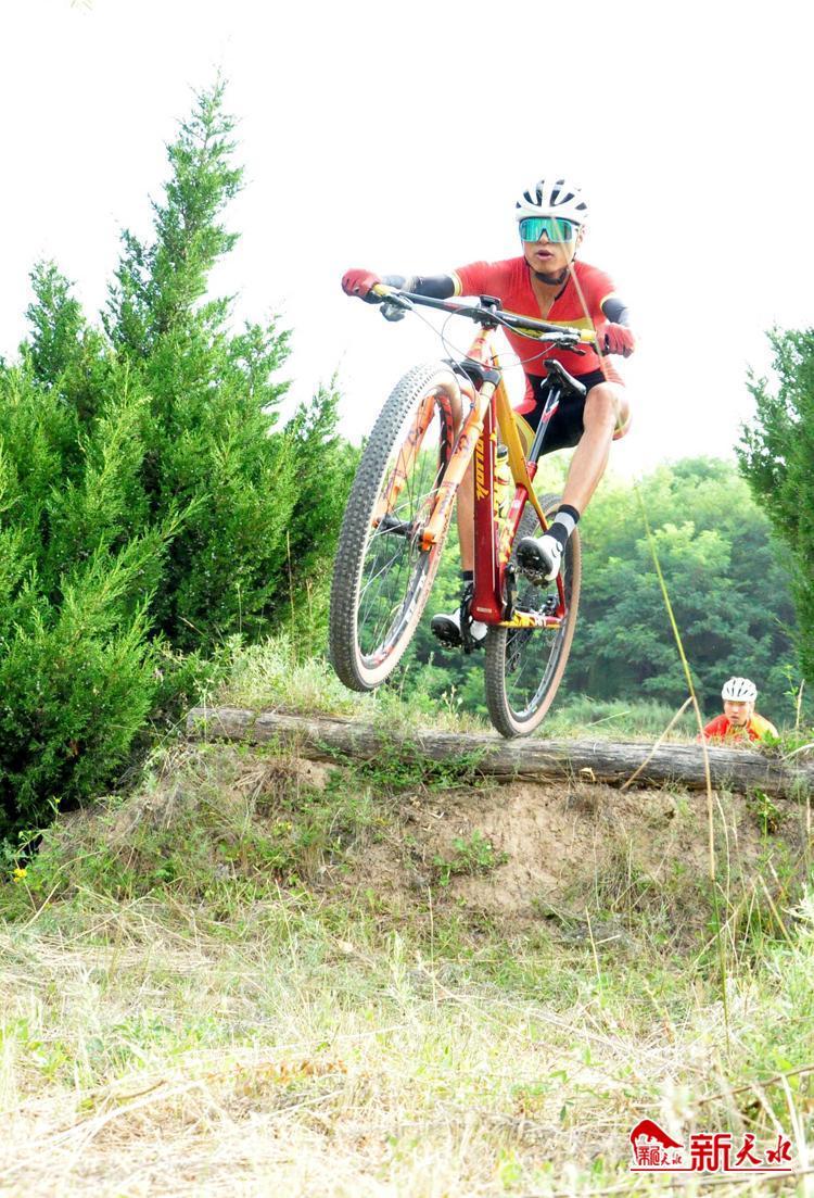 麦积区自行车训练俱乐部,天水体校武术训练照片