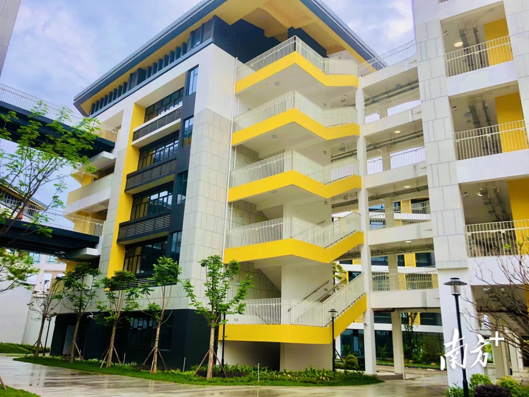 视频｜期待值拉满！顺德容桂第一所“学校3.0”版最美校园将启用