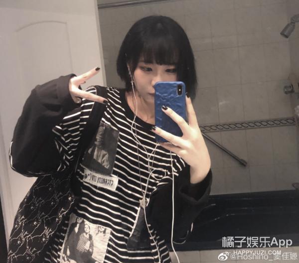 窦唯二女儿窦家媛近照,岳明辉窦佳嫄直播