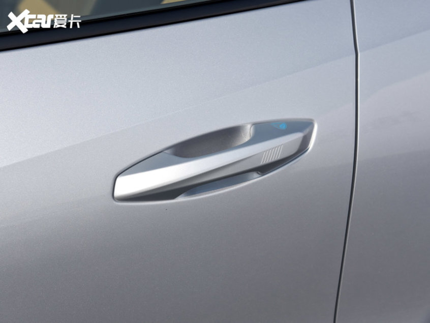 吉利卷王,吉利博越百万款试驾视频