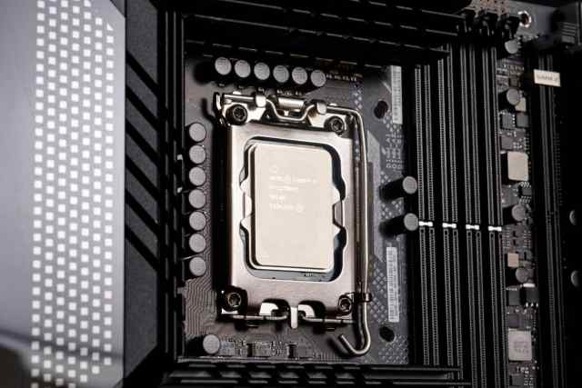 12代intelcorei7性能,笔记本12代i7性能过剩