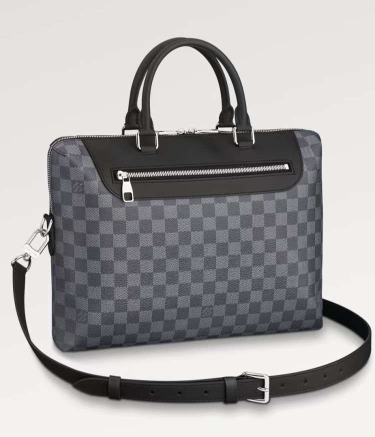 lv目前最流行的几款男包包,lv最实用男士包