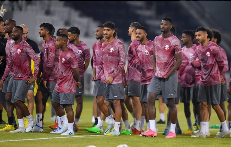 世界杯卡塔尔花费2000亿美元,卡塔尔足球青训花了多少钱