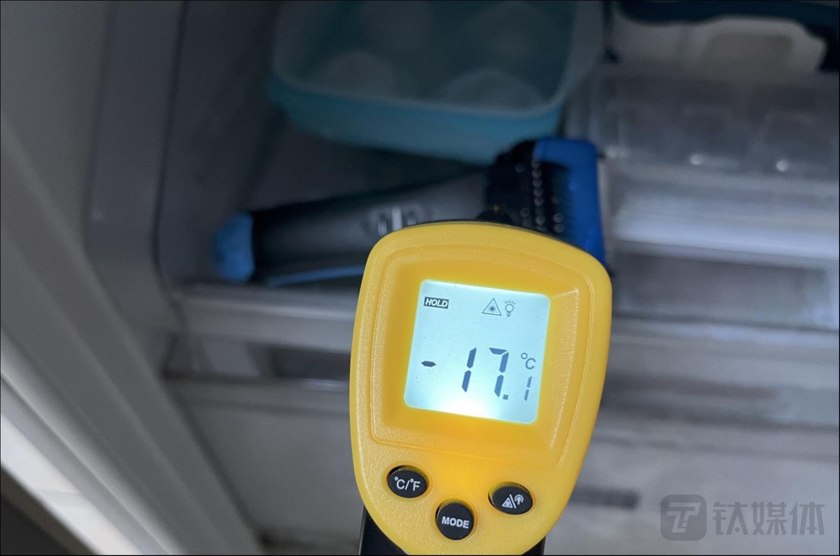 izumi剃须刀对比飞科,izumi剃须刀750