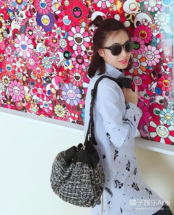 香港女首富甘比晒新照,香港女首富甘比今昔照片对比