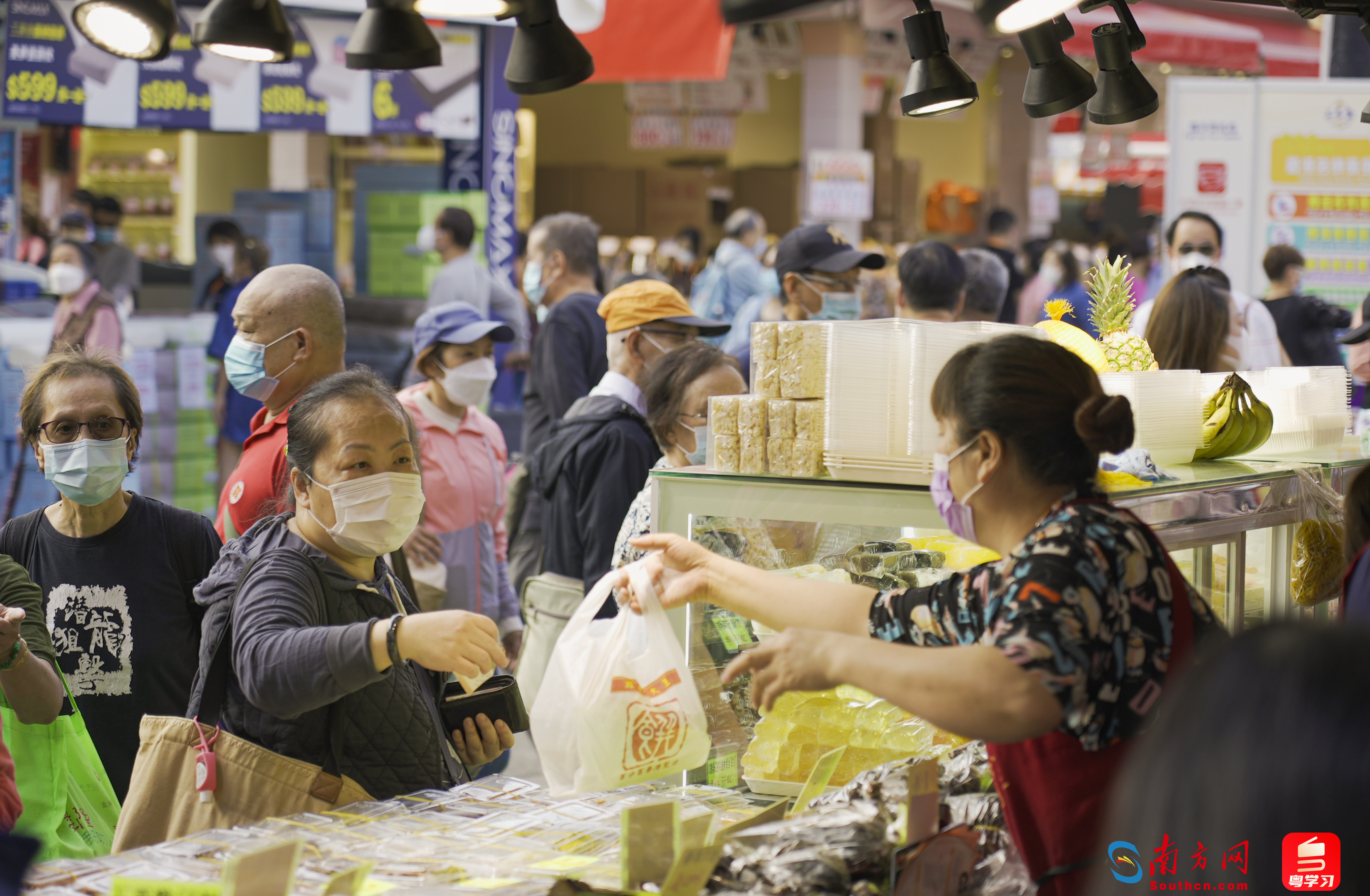 香港工展会今日开锣，李家超亦到场购物花逾两千元