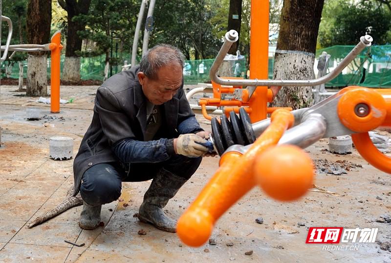 北湖公园新增健身器械,北湖公园全民健身