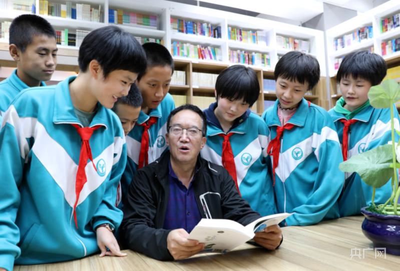 加强教师队伍建设简报,甘肃乡村教师队伍建设