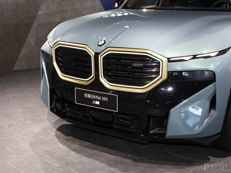 4.4t的宝马x5,4.4t的宝马x5m加多少号汽油