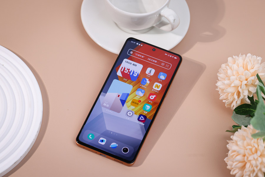 这八款手机几乎没短板可以放心买,性能强又便宜的手机