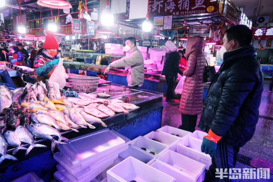 进入腊月门，“快递春运”海鲜唱主角！商家：高档海鲜遇“冷”，平价货更受欢迎