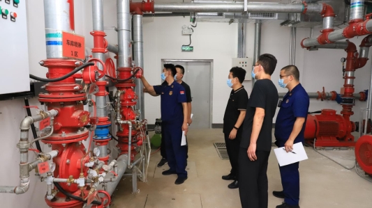 点赞附中弘信2022奋斗是最美的告别！