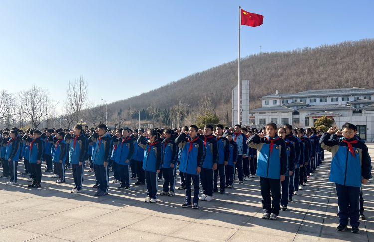 模拟驾驶、沙画、脸谱彩绘、真人CS……淄博市中小学生综合实践活动开营