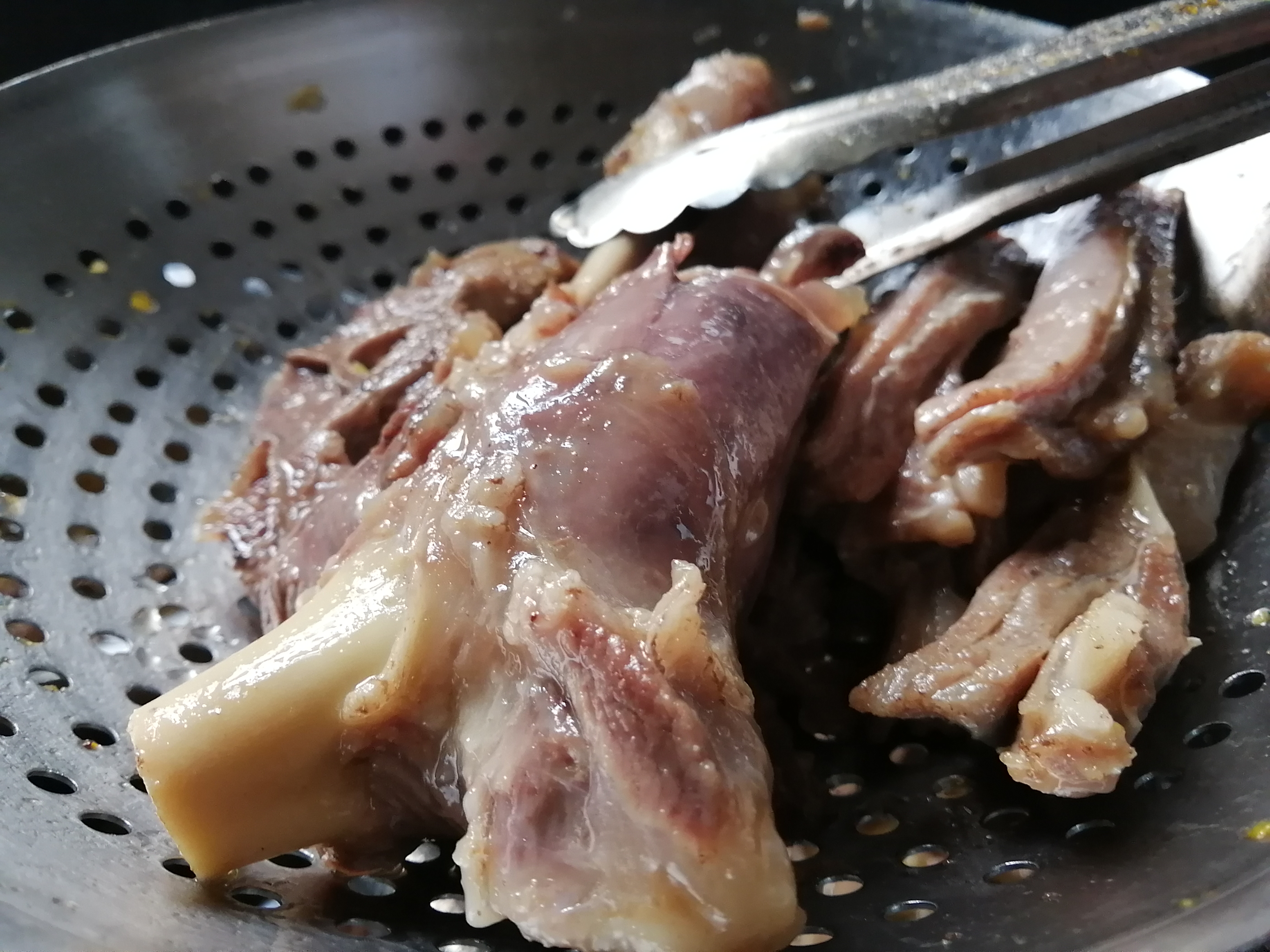 暖心房东为经营户减免租金,爱心房东免租