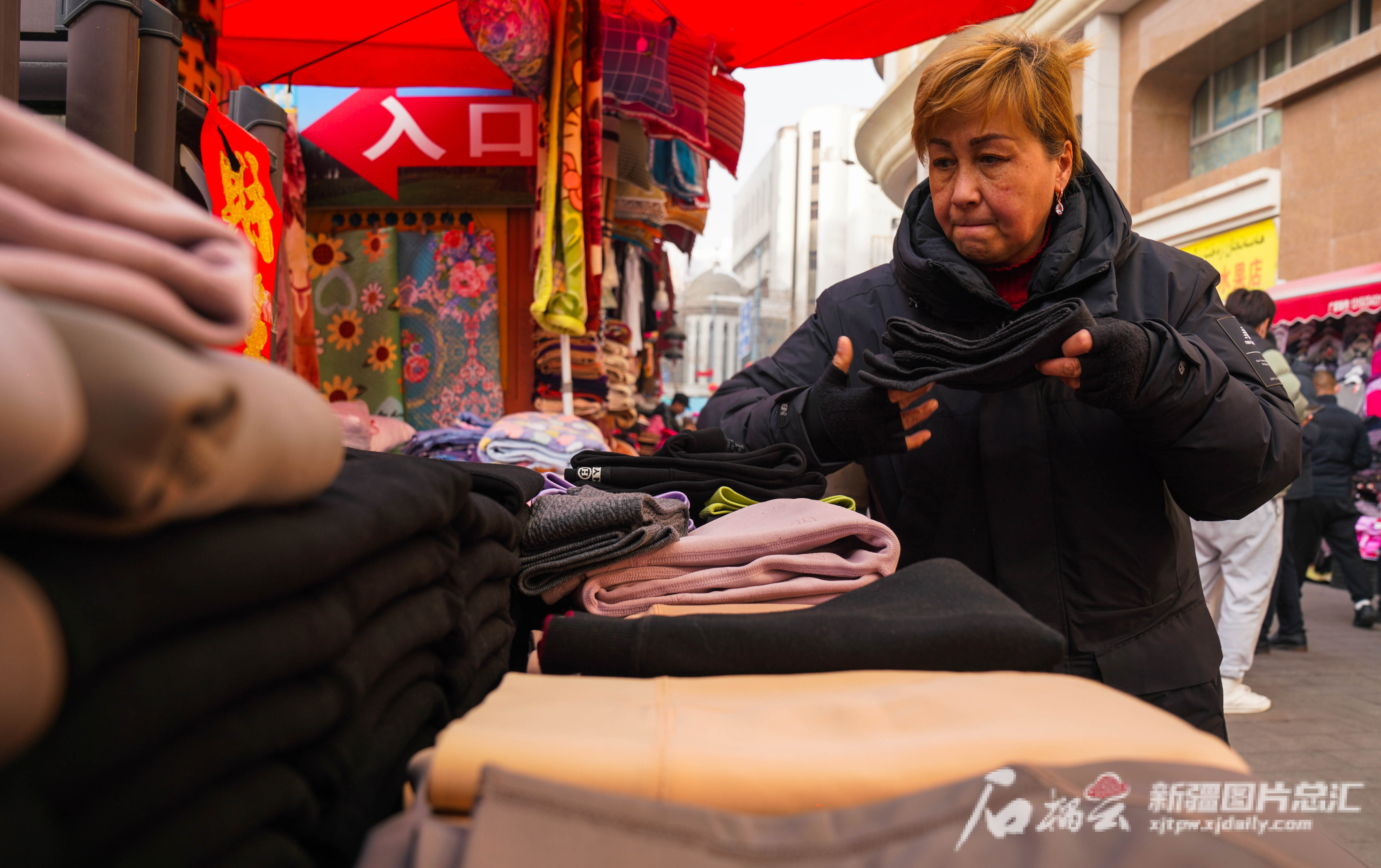 二道桥大巴扎步行街乌鲁木齐,乌鲁木齐河坝二巷小巴扎在哪