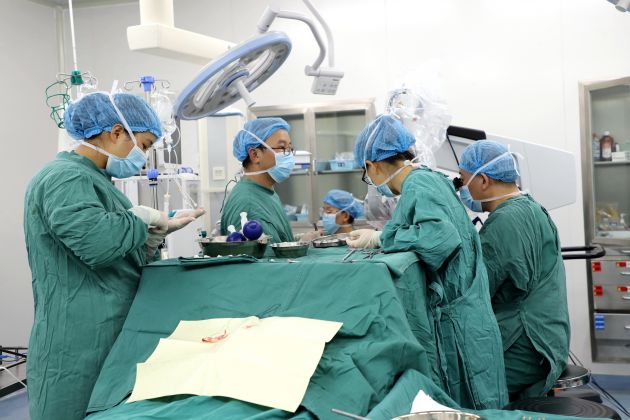 上海面肌痉挛微血管减压术,面肌痉挛三叉神经微血管减压术