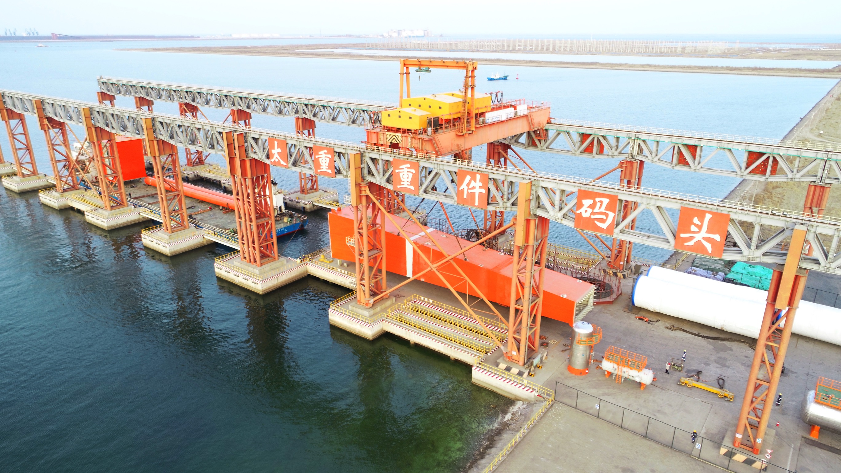 龙门吊总体设计,120吨龙门吊基础设计