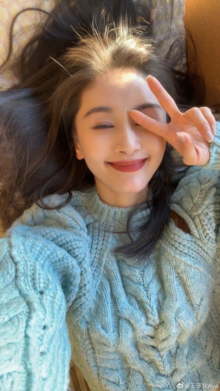 王子文唇妆教程,王子文口红画法