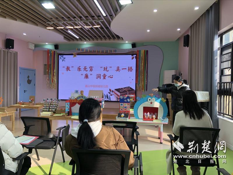 原木风自制幼儿园玩教具,幼儿园自制教玩具田园风