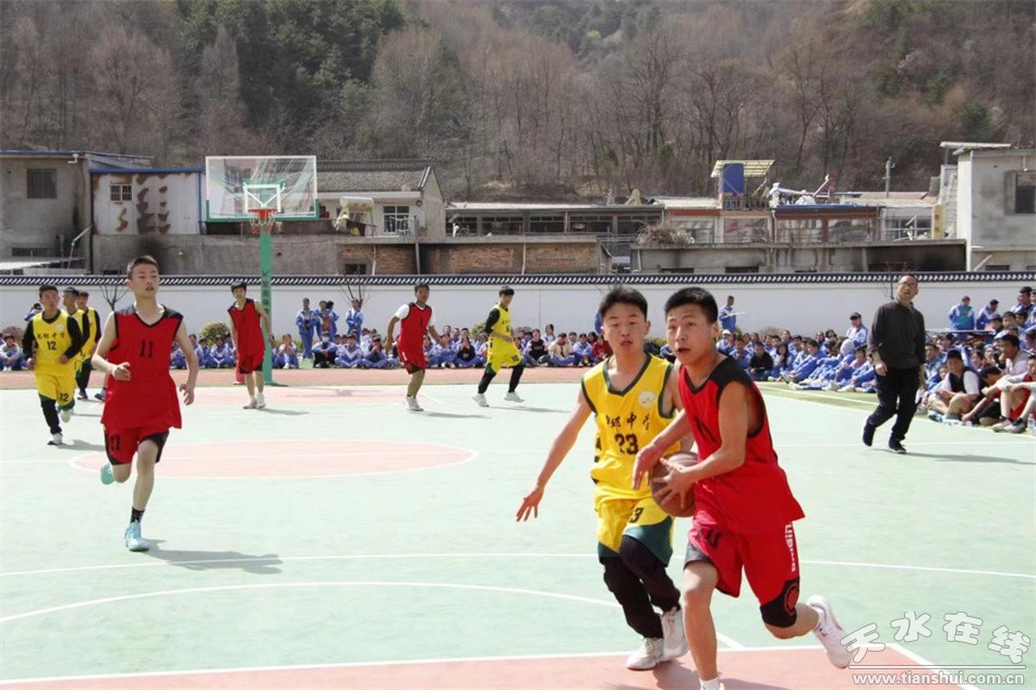 区级举办中小学篮球赛信息简报,秦州中学生篮球比赛