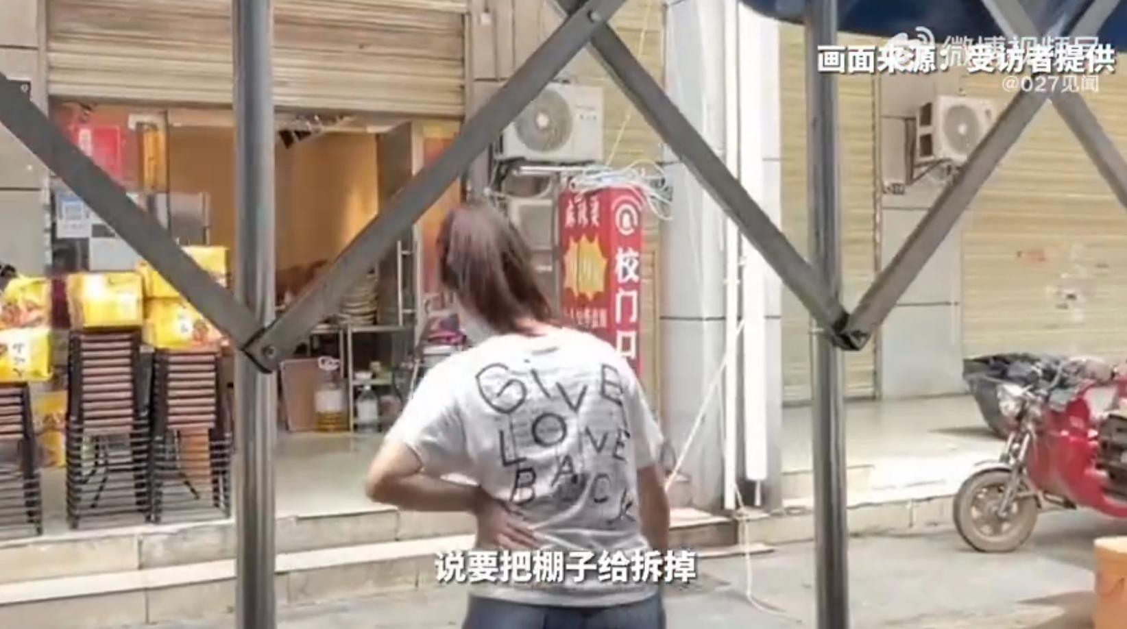 00后女生毕业1年开5家火锅店：每家店单日营业额约1万元，自己从美食博主转型创业，主要负责营销