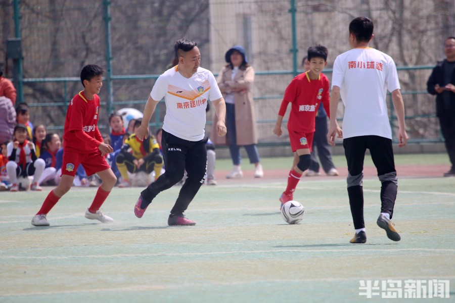 青岛镇江路小学校长杯足球赛,足够精彩足球