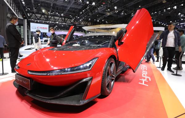 汽车不再需要购买，可以共享？走到这一步也许不用等太久