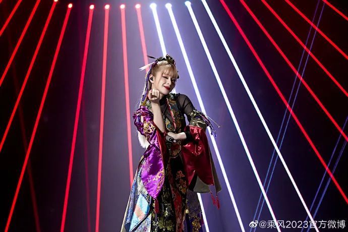 这位浪姐一开口,全国宅男颅内高潮